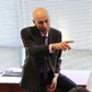 ozgur.jpg